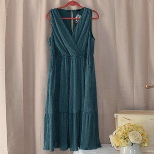 NWT Pine Green Crinkle Knit Surplice Midi Skater Dress 1